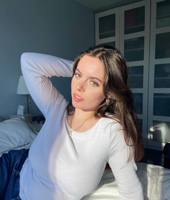 eleni brunelle